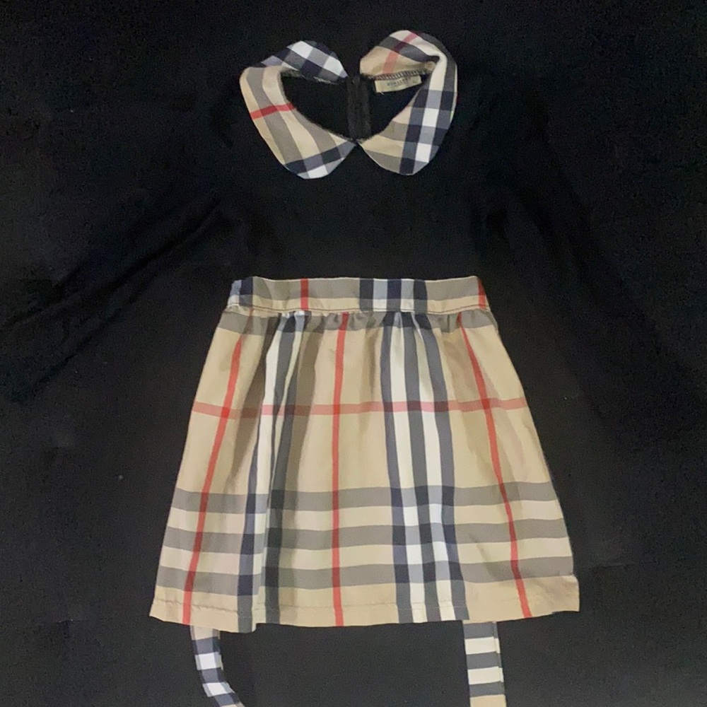 Beautiful Burberry little girl Dress!